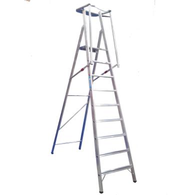 Trappstege med plattform \u003c2,2 m